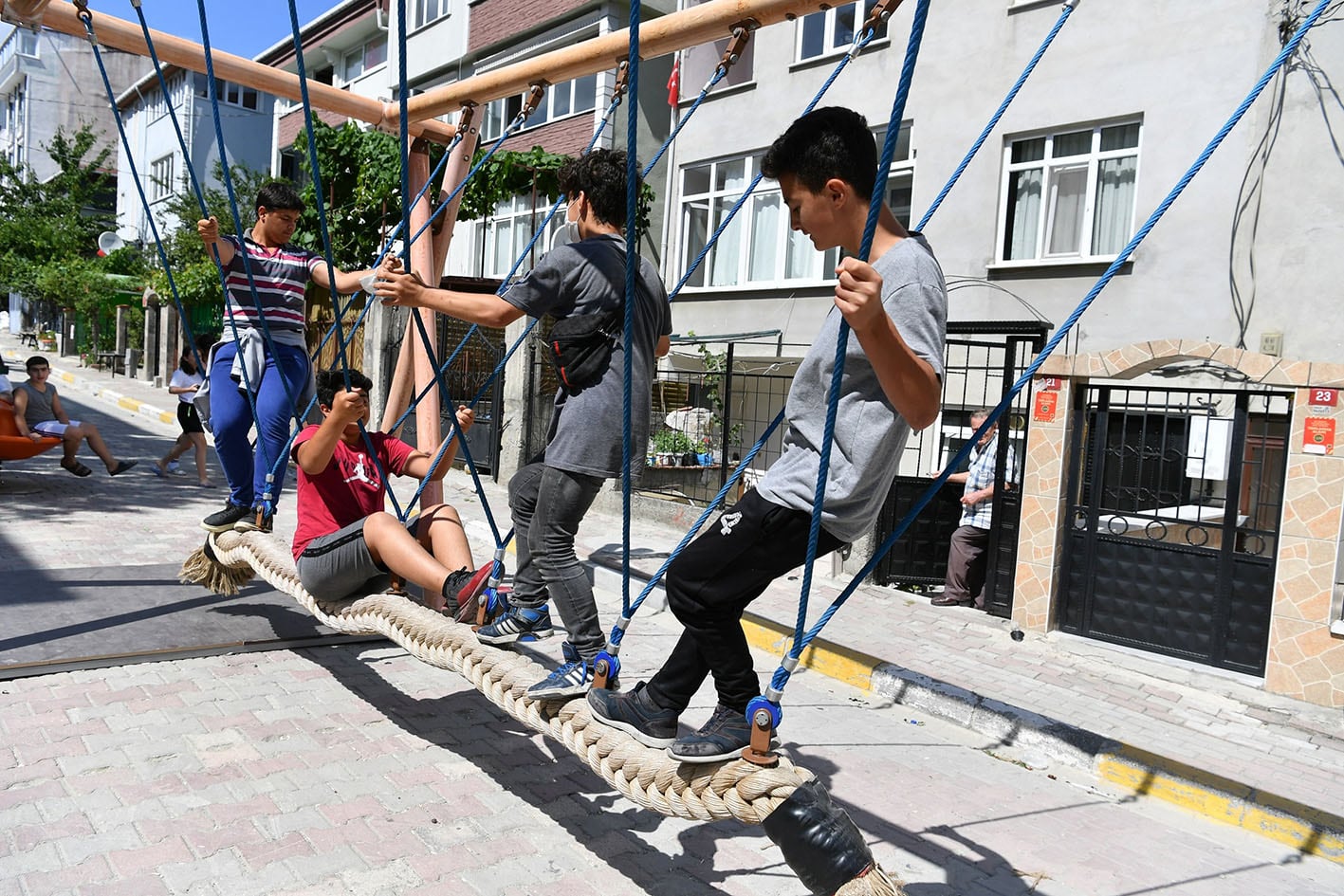 BEYLİKDÜZÜ’NDE OYUN SOKAKLARI KURULDU