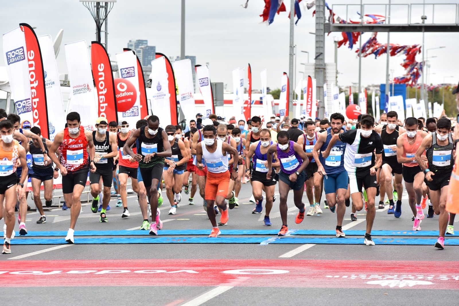 15. İSTANBUL YARI MARATONU’NU İBB’Lİ SPORCULAR BİRİNCİ TAMAMLADI