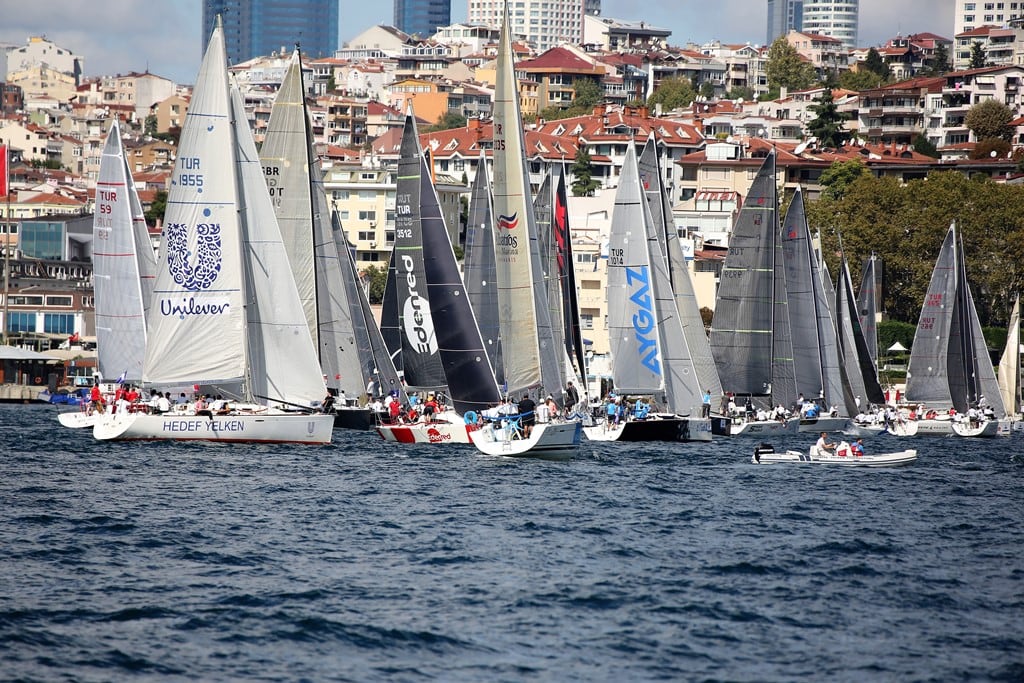 İSTANBUL BOĞAZI’NDA YELKEN ŞÖLENİ