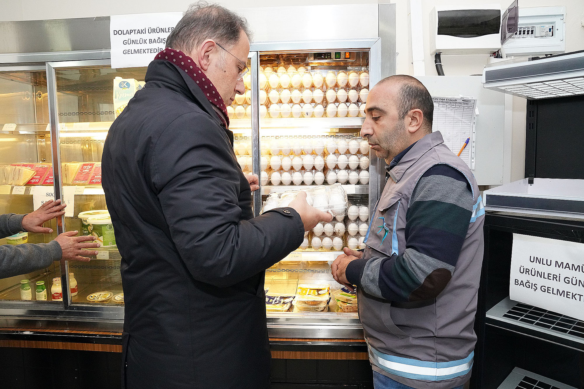 BEYLİKDÜZÜ BELEDİYESİ DERİN YOKSULLUKLA MÜCADELEYİ SÜRDÜYOR