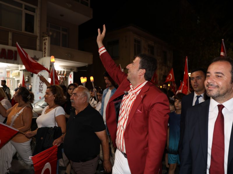 “Ülkemizin Kaderini Değiştiren Zaferin 102.Yıldönümü Kutlu Olsun”