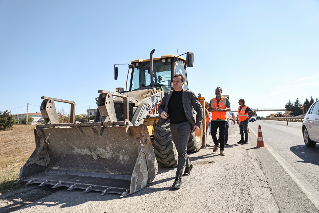 Silivri Belediye Başkanı Bora Balcıoğlu, Yol Bakım ve Onarım Çalışmalarını Ziyaret Etti