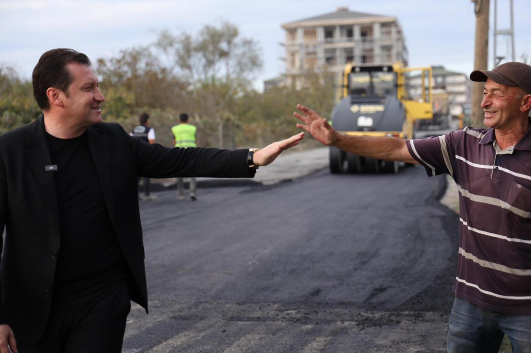 Başkan Balcıoğlu, Selimpaşa’daki Asfalt Çalışmalarını Yerinde İnceledi