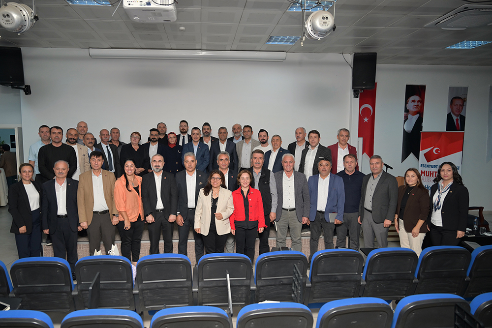 Esenyurt Belediyesi’nden Muhtarlara Özel Eğitim: “Muhtarlar Mektebi” Başladı